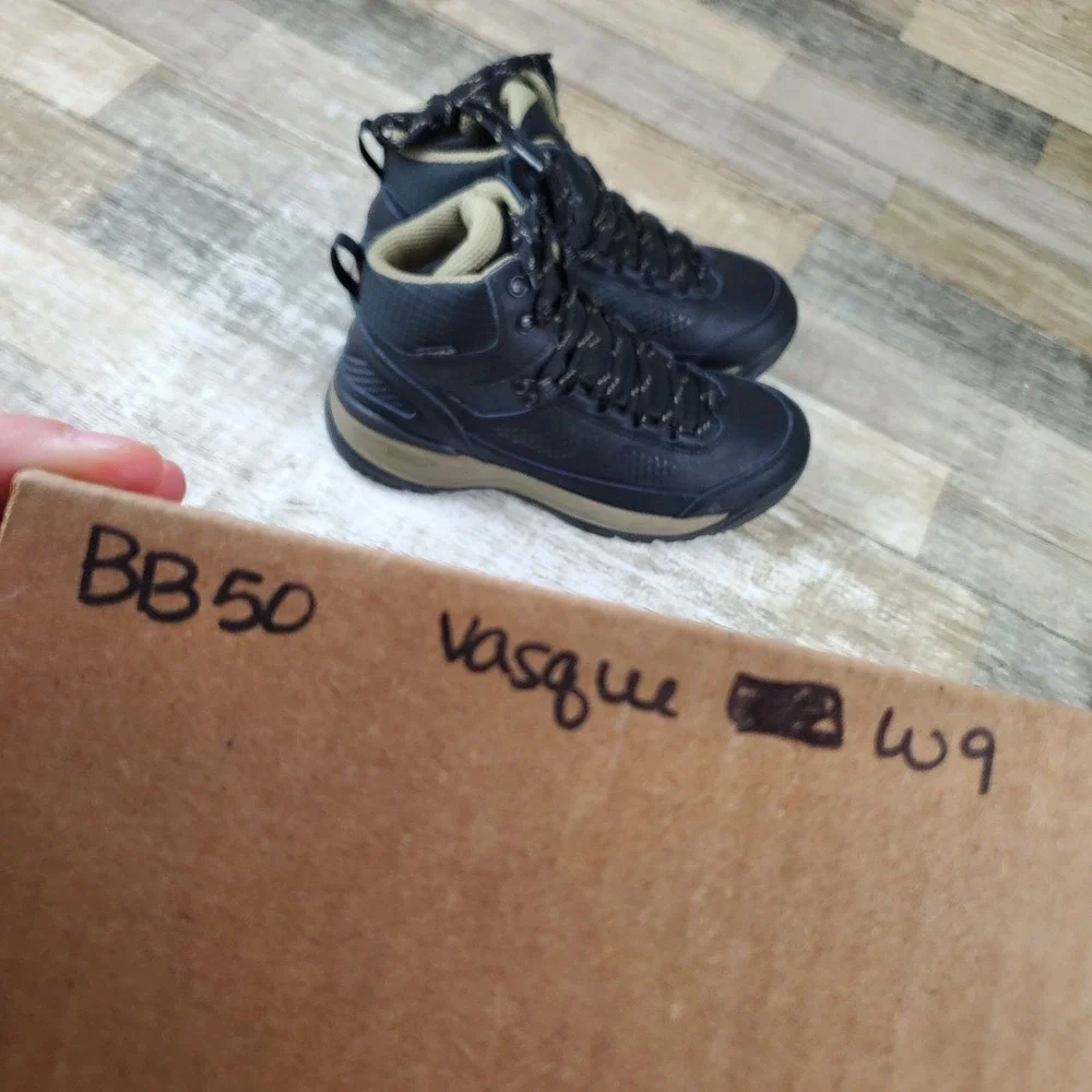 Vasque‎ Talus WT NTX Womens Hiking Shoes Sz 9 Anthracite Waterproof Ankle Boots